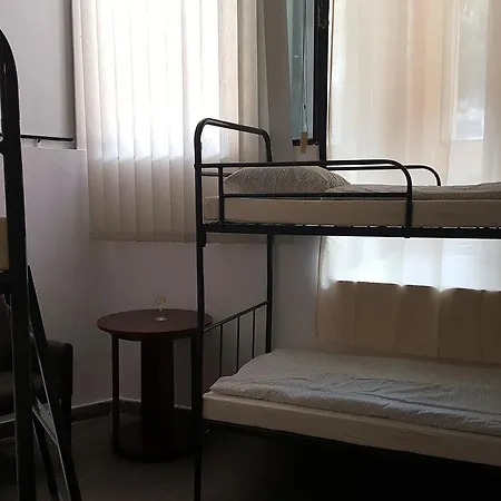 Krudy12 Hostel *